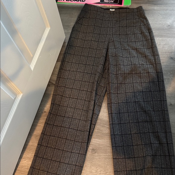 Max Studio Black Waistband Windowpane Pants - Picture 7 of 8